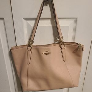 EUC Coach Ava tote